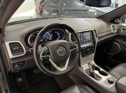 Jeep - Grand Cherokee