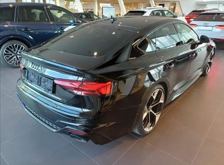 Audi - RS 5