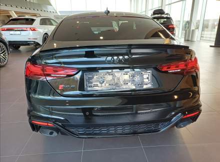 Audi - RS 5