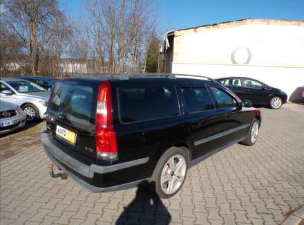 Volvo - V70