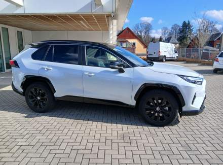 Toyota - RAV 4