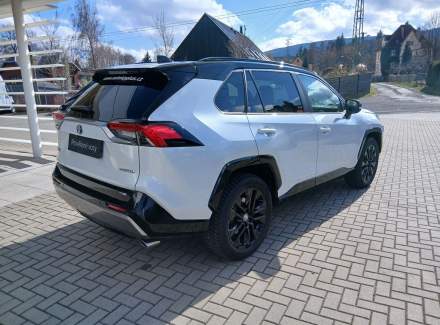 Toyota - RAV 4
