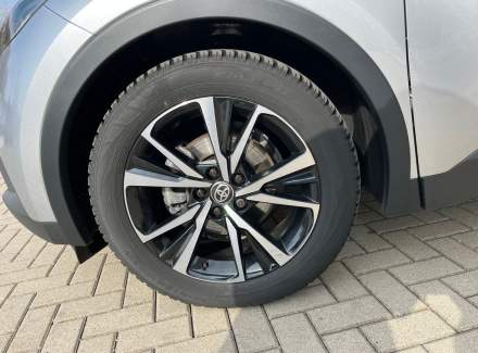 Toyota - C-HR
