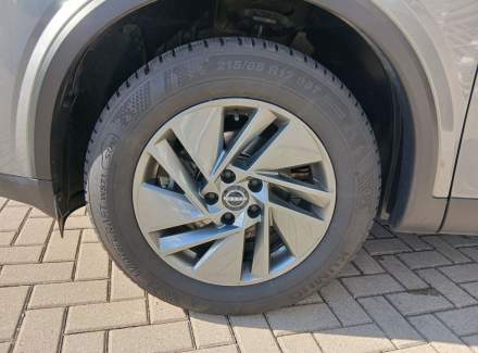 Nissan - Qashqai