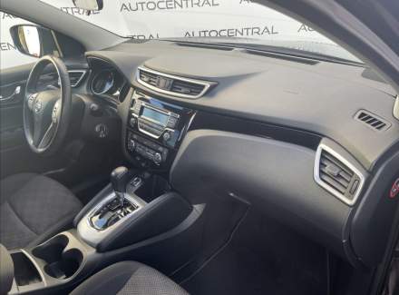 Nissan - Qashqai