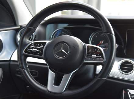 Mercedes-Benz - E-class