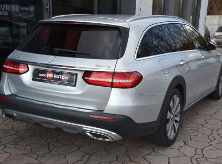 Mercedes-Benz - E-class