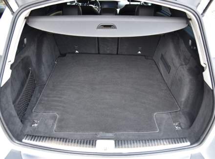 Mercedes-Benz - E-class