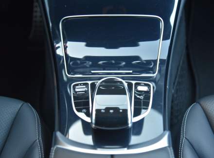 Mercedes-Benz - C-class