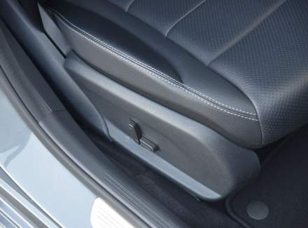 Mercedes-Benz - C-class