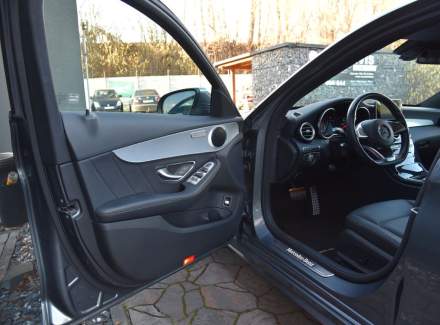 Mercedes-Benz - C-class