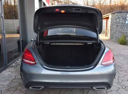 Mercedes-Benz - C-class