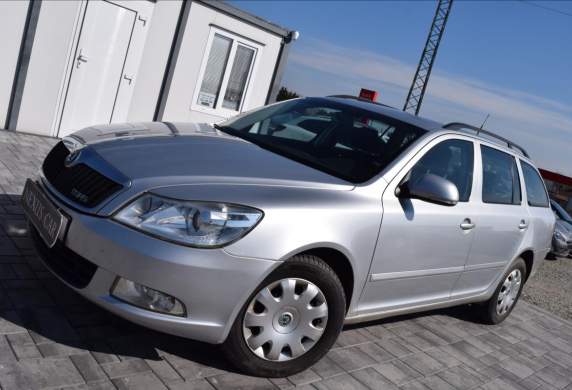 Škoda - Octavia