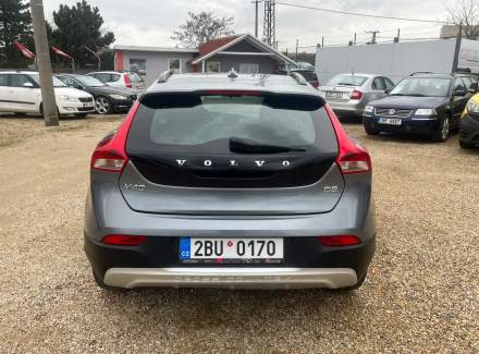 Volvo - V40