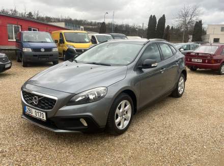 Volvo - V40