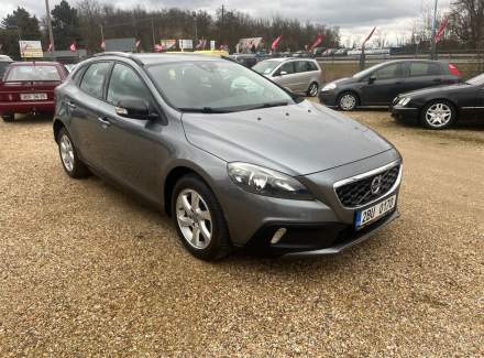 Volvo - V40