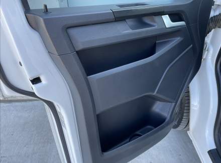 Volkswagen - Caravelle