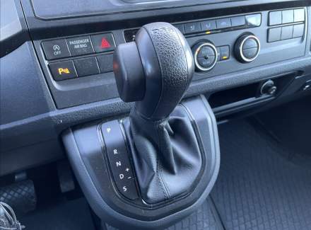 Volkswagen - Caravelle