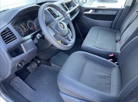 Volkswagen - Caravelle