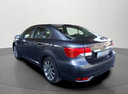Toyota - Avensis