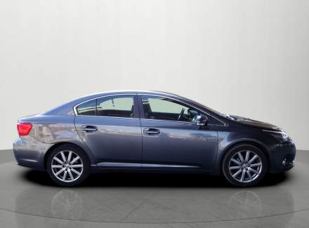 Toyota - Avensis