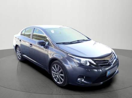 Toyota - Avensis