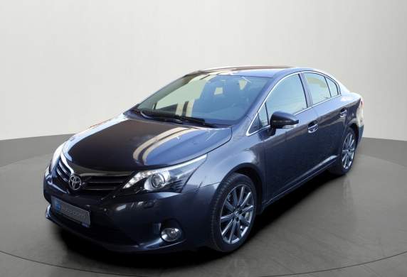 Toyota - Avensis