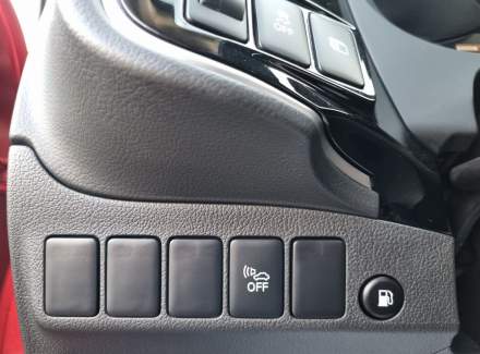 Mitsubishi - Outlander