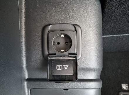 Mitsubishi - Outlander