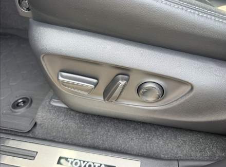 Toyota - Land Cruiser