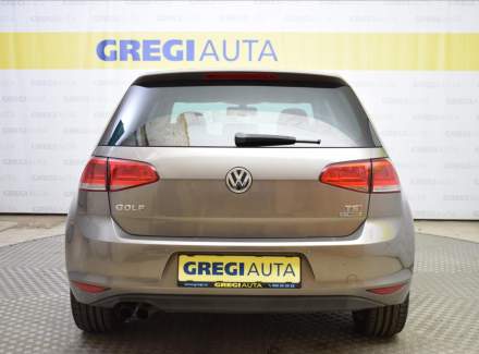 Volkswagen - Golf