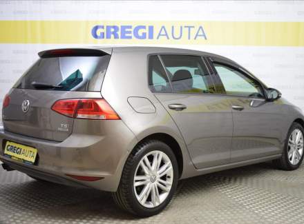 Volkswagen - Golf
