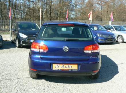 Volkswagen - Golf