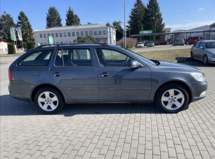 Škoda - Octavia