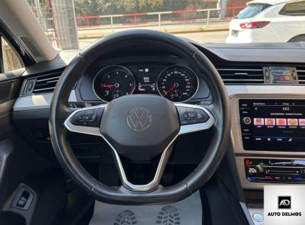 Volkswagen - Passat