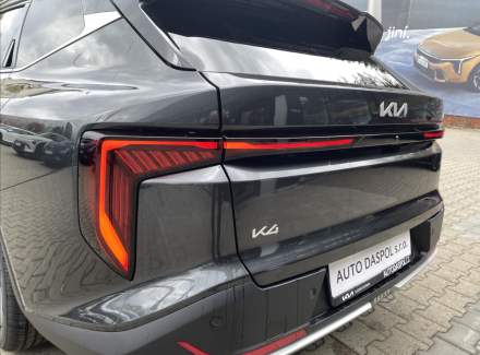 Kia - K4