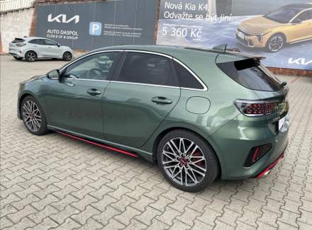 Kia - Cee'd