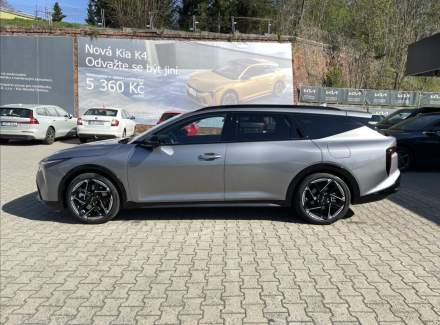 Kia - K4