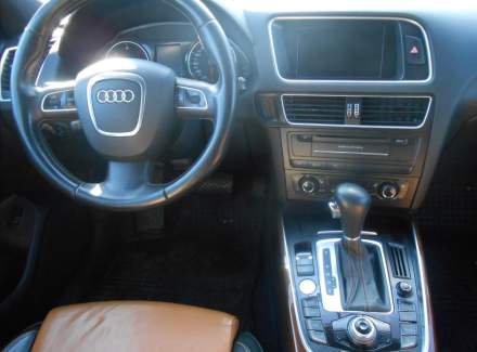 Audi - Q5