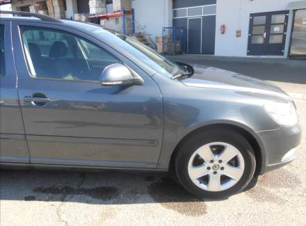 Škoda - Octavia