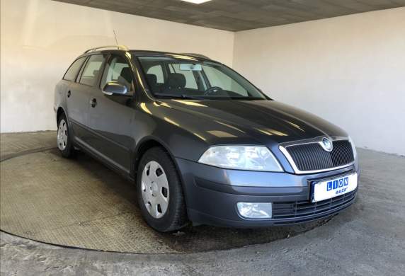 Škoda - Octavia