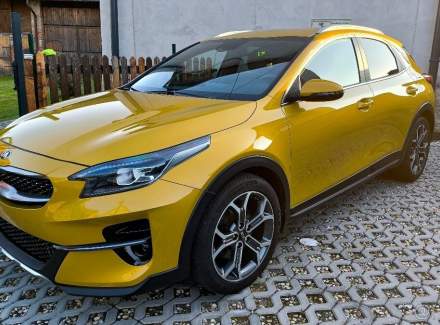 Kia - XCeed