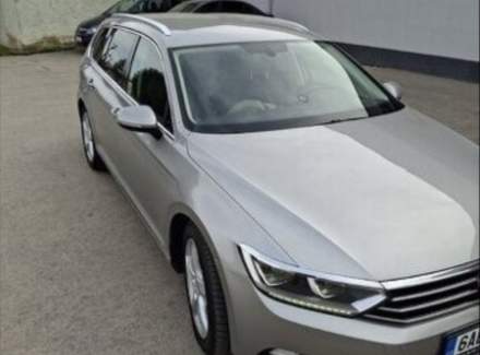 Volkswagen - Passat