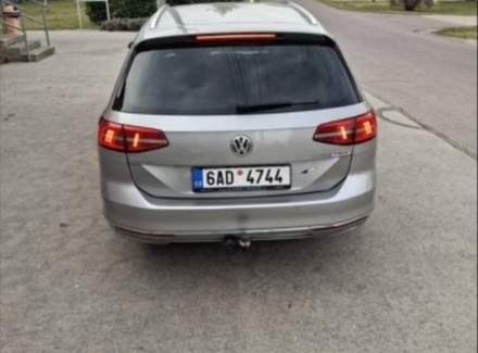 Volkswagen - Passat