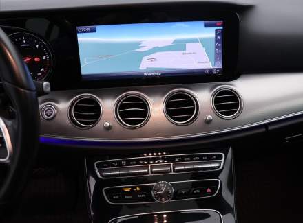 Mercedes-Benz - E-class