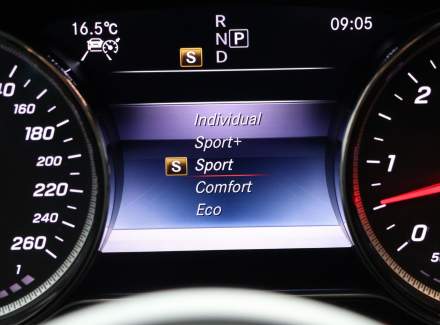 Mercedes-Benz - E-class