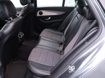 Mercedes-Benz - E-class