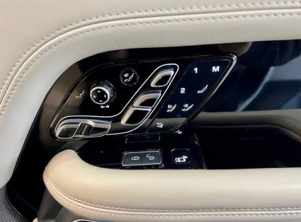 Land Rover - Range Rover