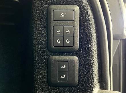 Land Rover - Range Rover