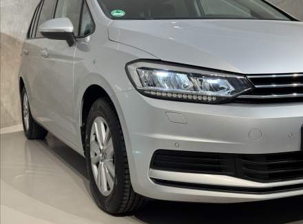 Volkswagen - Touran